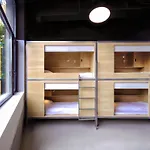 Weflow Youth Hostel - Shanghai People\'S Square Jing\'An Joy City